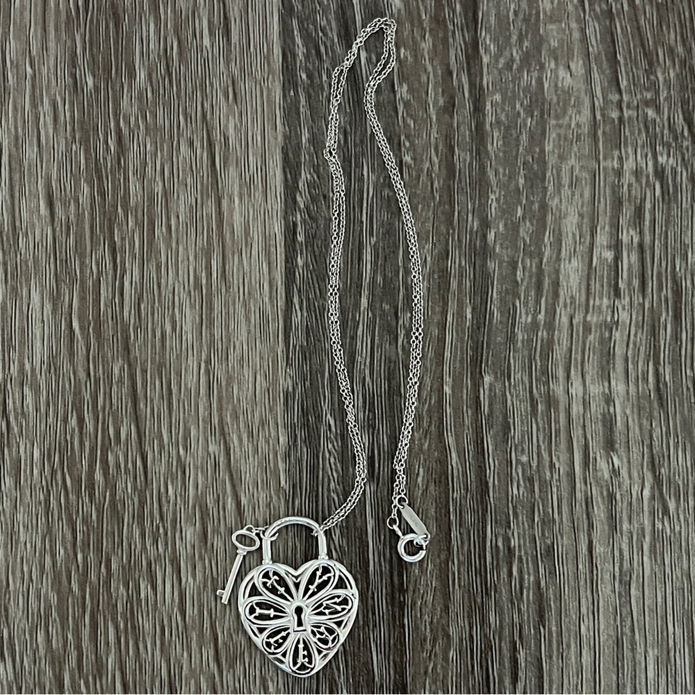Tiffany & Co. necklace

Filagree‎ necklace.